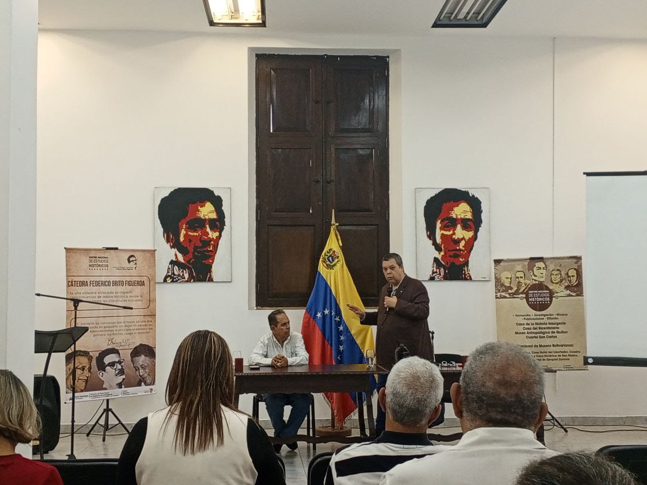 CÁTEDRA «FEDERICO BRITO FIGUEROA» PROFUNDIZA EN LOS DESAFIOS DE LA PAZ EN VENEZUELA