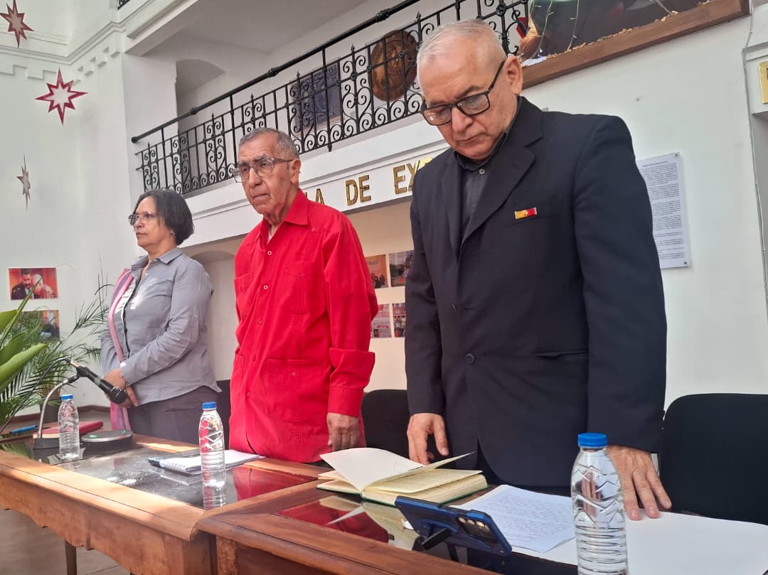 CNEH ABORDÓ EL DIPLOMADO DE GEOPOLÍTICA PARA LA PAZ