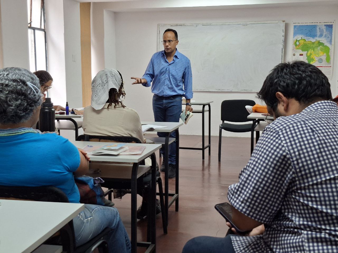 CULMINA EL CURSO «POESÍA, TRADICIÓN Y RESISTENCIA CULTURAL EN VENEZUELA»