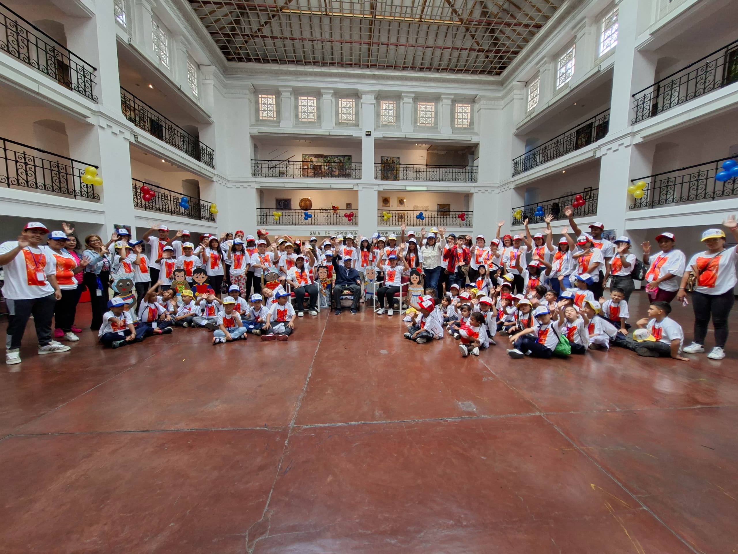 Centro Nacional de Estudios Históricos (CNEH) inicia plan vacacional «Escuadrón del Libertador» en Caracas