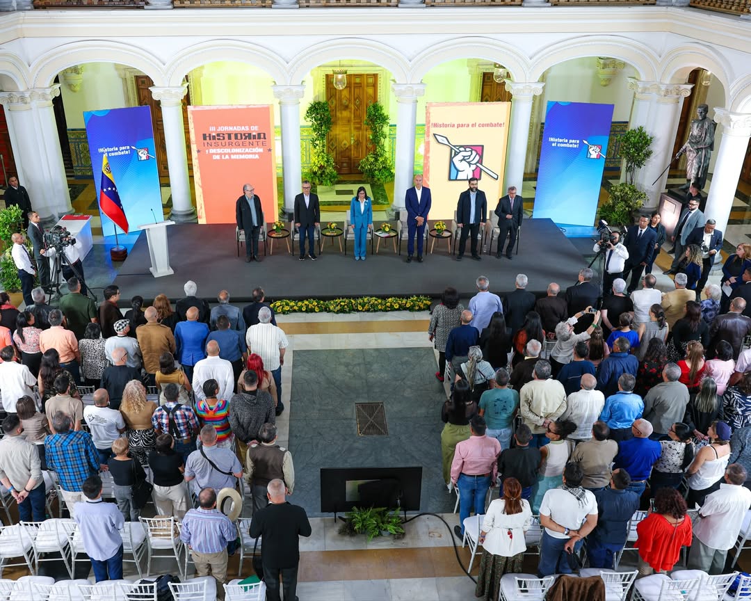 BRILLO HISTÓRICO: EL CENTRO NACIONAL DE ESTUDIOS HISTÓRICOS (CNEH) PREMIA LA MEMORIA COLECTIVA NACIONAL