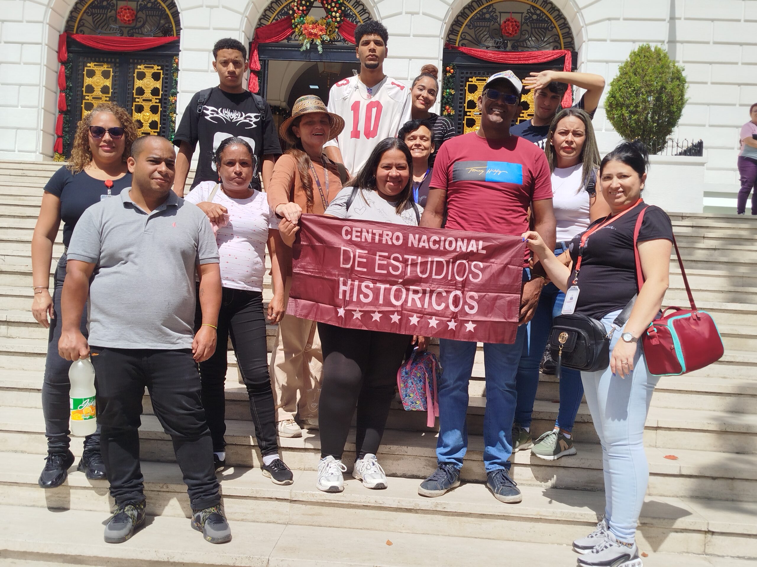 CNEH PARTICIPÓ EN LA GRAN MARCHA DE ACOMPAÑAMIENTO DE LA JURAMENTACIÓN DE LOS COMITÉS BOLIVARIANOS DE LA BASE INTEGRAL (CBBI)