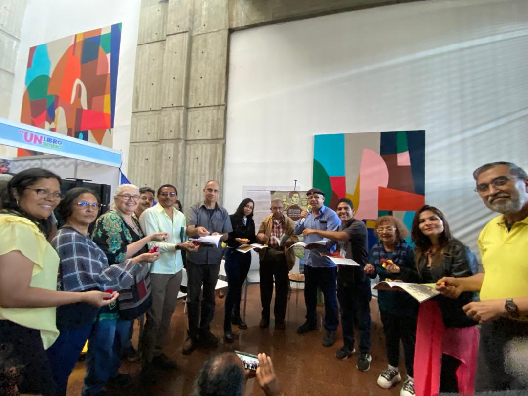 EL CNEH CONTINUA PRESENTE EN LA FILCAR CON LA PRESENTACIÓN DE LIBROS Y REVISTAS