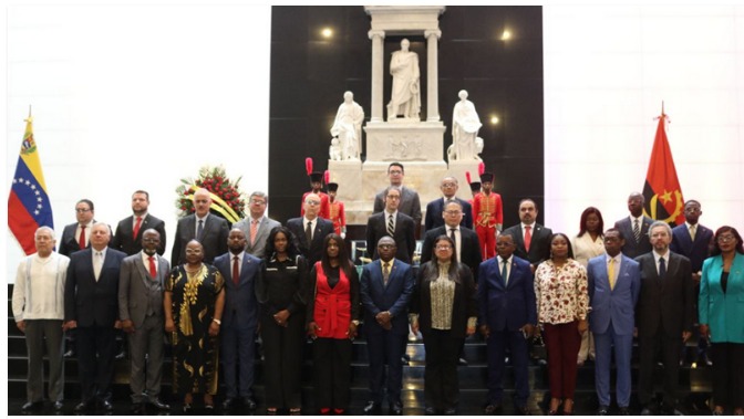 ANGOLA CONMEMORA DESDE CARACAS EL 50° ANIVERSARIO DE SU INDEPENDENCIA