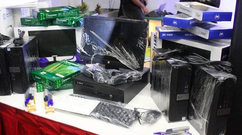 INSTITUCIONES DE AUTOGOBIERNO COMUNAL RECIBEN DOTACIONES DE MATERIALES