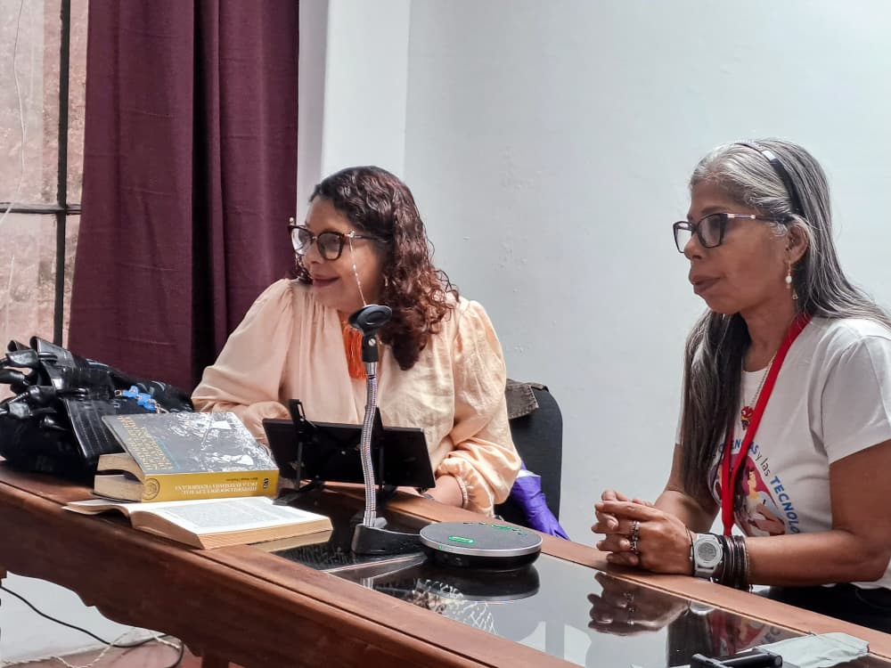 CNEH REFLEXIONA SOBRE LOS MODOS DEL HEGEMÓN