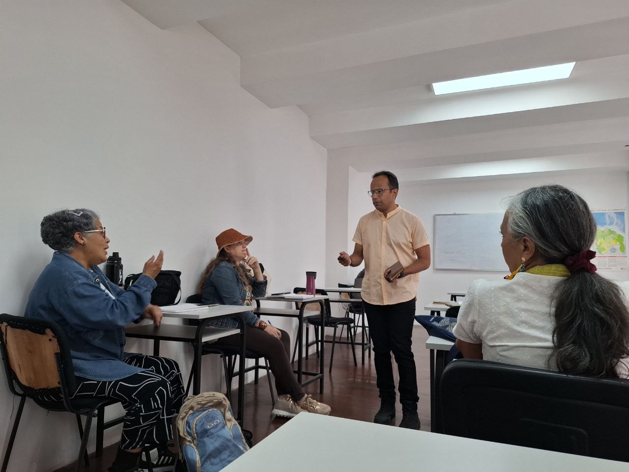 VUELTA A LA PATRIA: CURSO HISTÓRICO-LITERARIO SE DESARROLLÓ PARA REGRESAR A LA ESENCIA HUMANA ENTRE LOS AVANCES TECNOLÓGICOS  