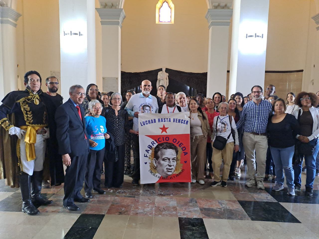 CON HONORES EN EL PANTEÓN NACIONAL CONMEMORAN NATALICIO DE FABRICIO OJEDA Y ANUNCIAN LA CREACIÓN DE SU FUNDACIÓN