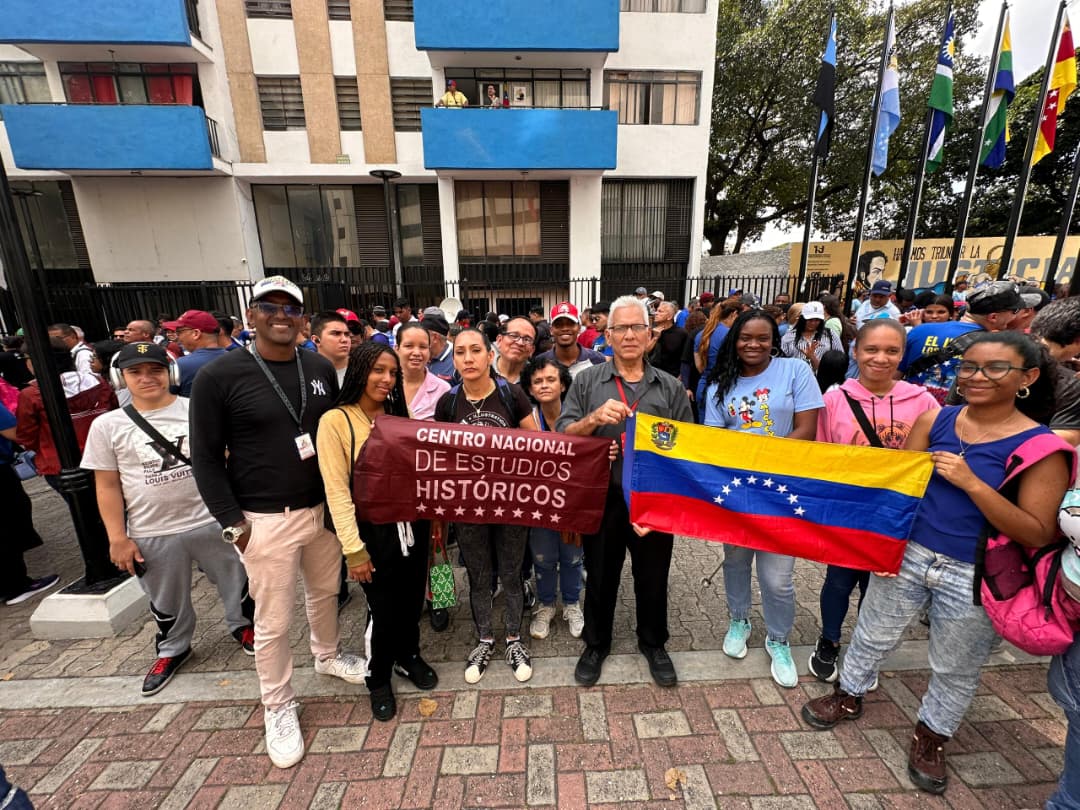 LA FUERZA LABORAL DEL CNEH SE MOVILIZÓ EN DEFENSA DE LA PAZ Y LA SOBERANÍA