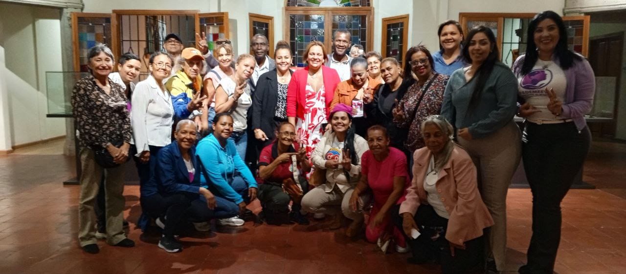 LA PARROQUIA EL PARAISO SE CONVIRTIÓ EN EL EPICENTRO DEL DEBATE ANTIIMPERIALISTA Y LA RESIDENCIA COGNITIVA