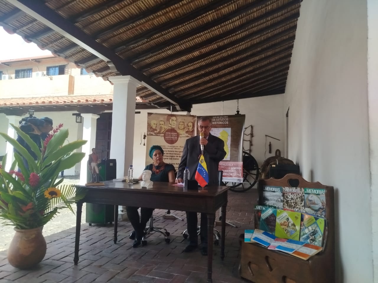 El CNEH honra el legado histórico y la siembra del Comandante Hugo Chávez