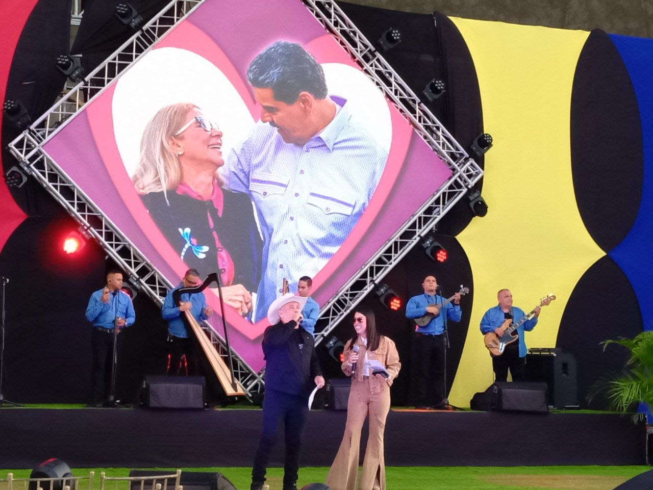 CONCHA ACÚSTICA DE LA CARLOTA VIBRA AL RITMO DEL GRAN CONCIERTO LLANERO