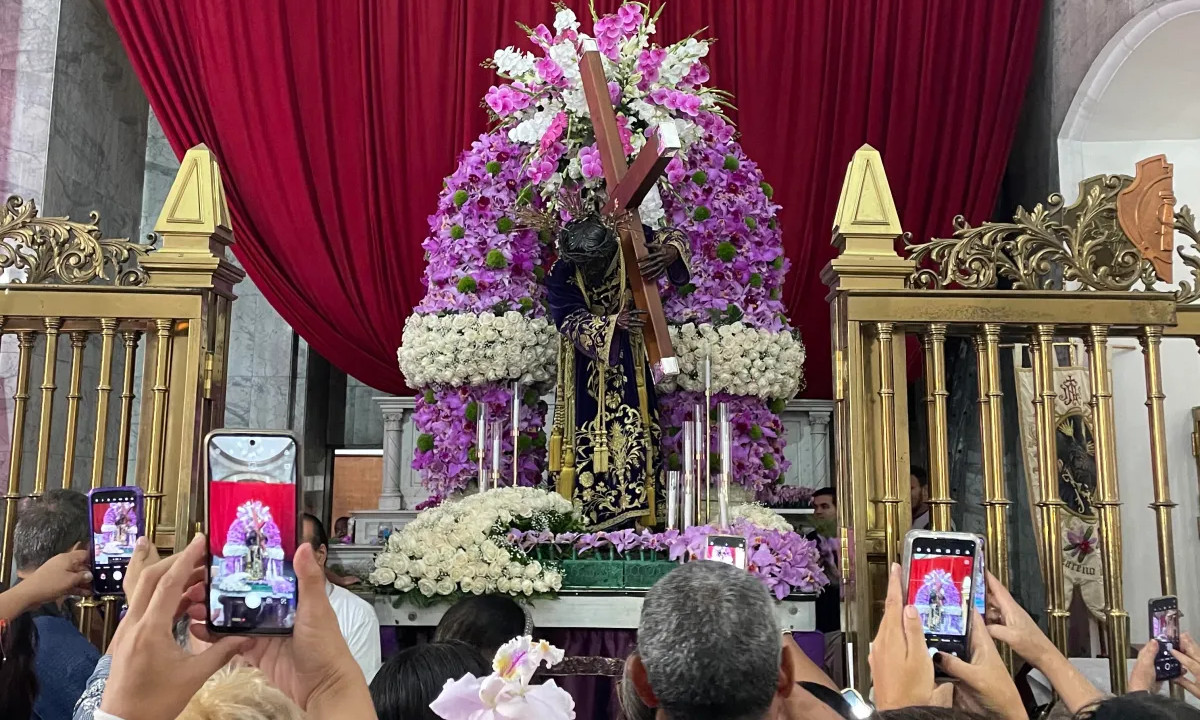 PRESIDENTA (E) DELCY RODRÍGUEZ LLAMA A LA UNIÓN NACIONAL DURANTE FESTIVIDAD DEL NAZARENO DE SAN PABLO