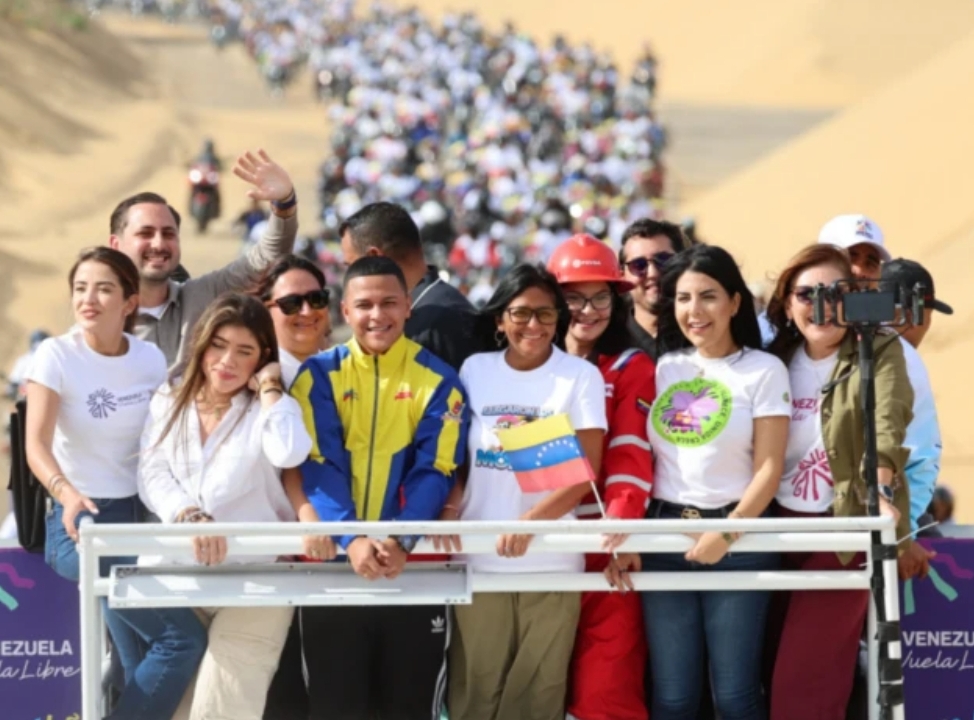 DELCY RODRÍGUEZ AVANZA POR CORO EN LA RUTA DE OCCIDENTE DE LA GRAN PEREGRINACIÓN NACIONAL