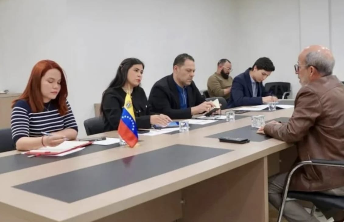 REPRESENTANTES DE LA ASAMBLEA NACIONAL SE REÚNEN CON EL PRESIDENTE DEL PARLATINO EN TÜRKİYE