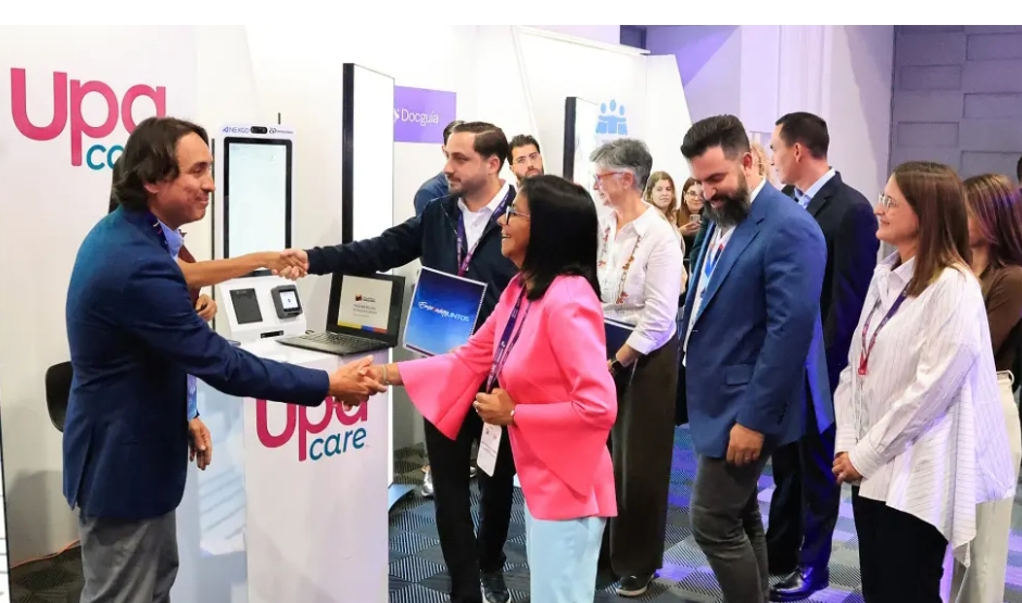 PRESIDENTA (E) ENCABEZA ENCUENTRO CON 50 PAÍSES EN EL II CONGRESO INTERNACIONAL DE EMPRENDEDORES