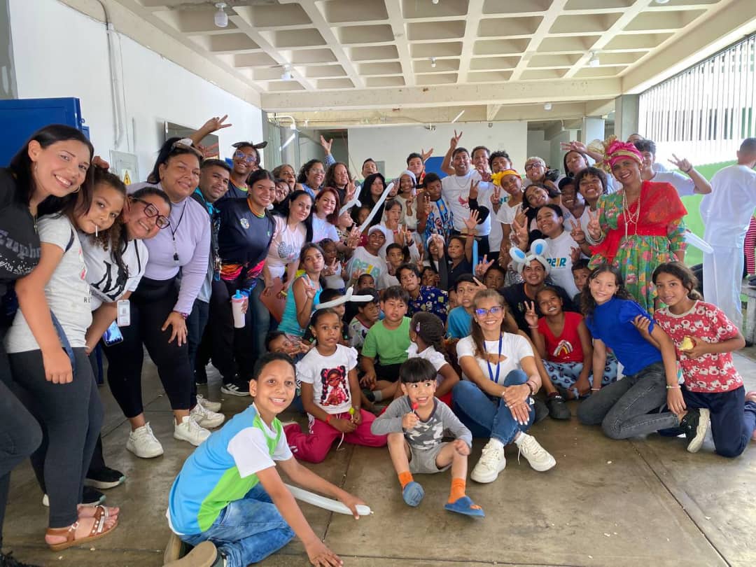 CNEH LLEVÓ EL PROGRAMA “EL MUSEO PARA EL CAMPAMENTO” A LA UNIDAD EDUCATIVA ZOE XIQUES SILVA