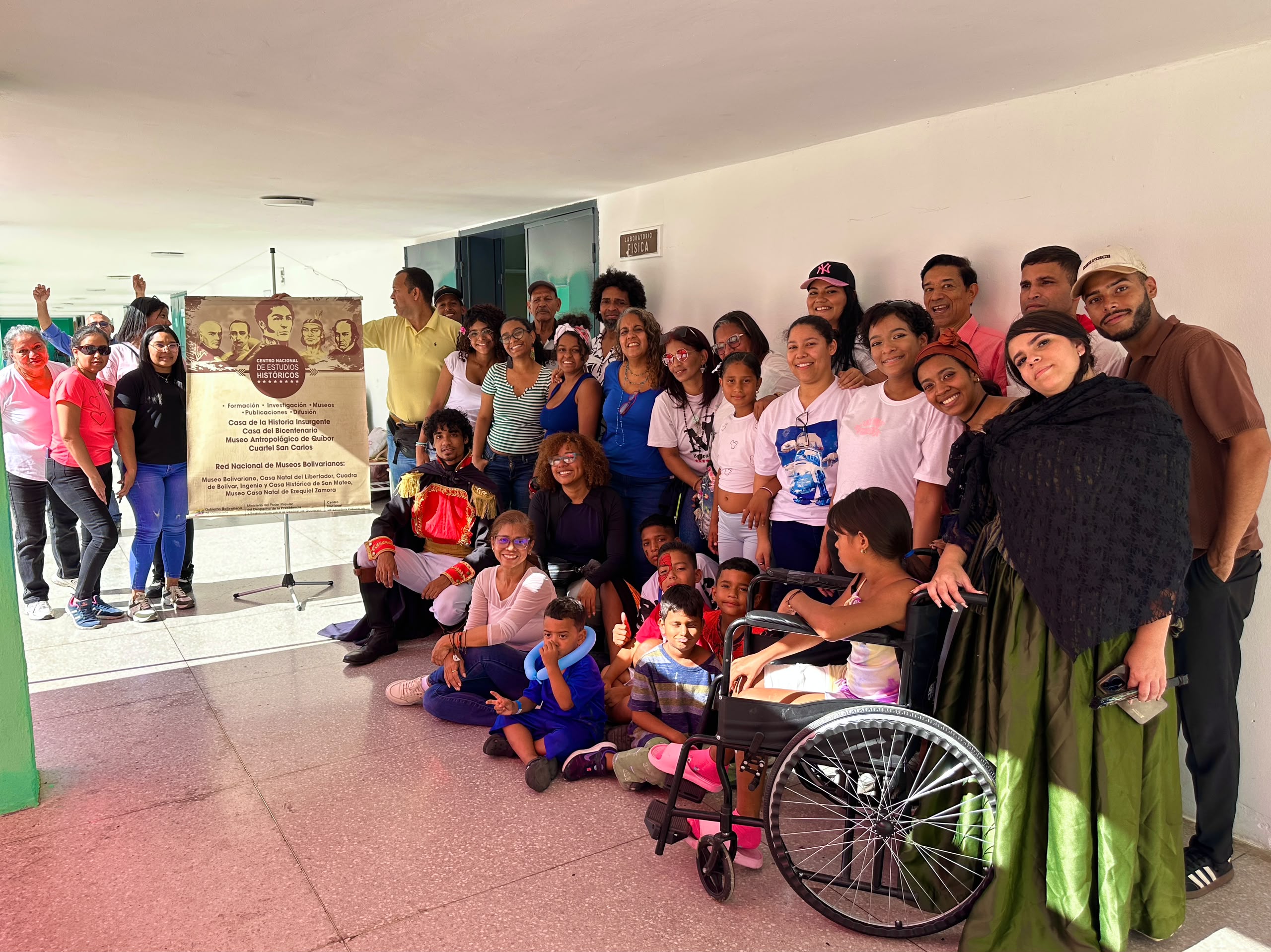 CNEH LLEVÓ ARTE, HISTORIA Y TRADICIÓN POPULAR A CAMPAMENTO TRANSITORIO EN PROPATRIA