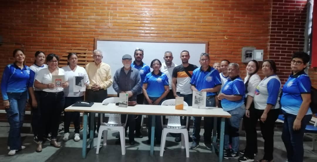 LA CRÓNICA DE ORLANDO ARAUJO COMO PUENTE PEDAGÓGICO Y RESCATE DE LA IDENTIDAD VENEZOLANA, RELATADA POR EL ESCRITO ANTONIO TRUJILLO