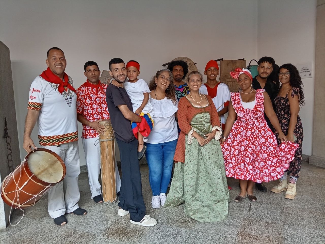 MUSEO BOLIVARIANO RECIBIÓ A ESTUDIANTES DE CORPOTURISMO CON RECORRIDO POR LA HISTORIA PATRIA